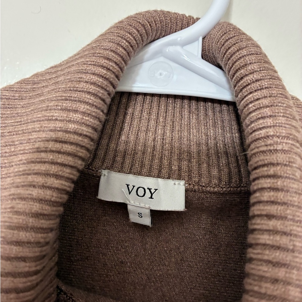 Voy Oversized Turtleneck Drop Shoulder Fringe Sweater Size S - Picture 4 of 5